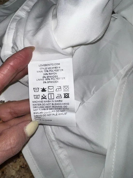 Love Bonito Veera Padded Cropped Tank Top White Size L NWT - Picture 7 of 9